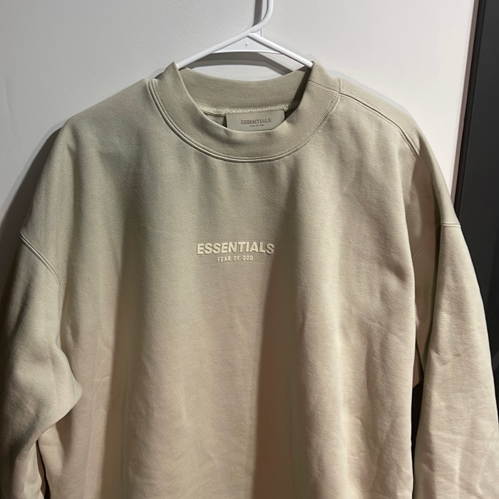 Essentials FEAR OF GOD Crewneck (Wheat)